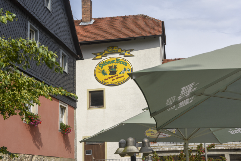 Hübnerbräu Steinfeld Biergarten